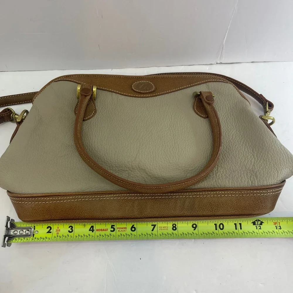 Vintage Liz Claiborne Crossbody Satchel Bag Medium Beige Tan Leather 90s Minimal